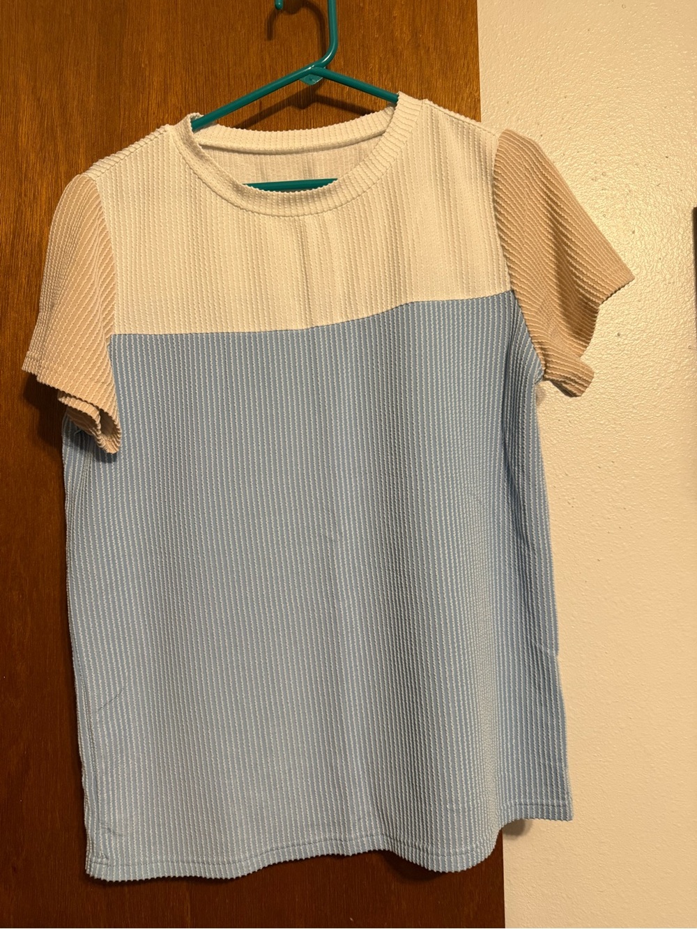 Source Unknown Colorblock Short Sleeve Top — Cream, Light Blue, Beige